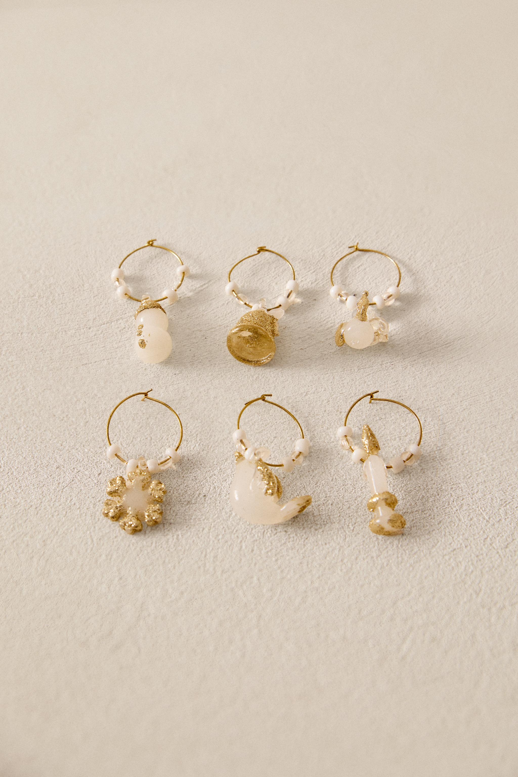 PACK OF SHINY GLASS CHRISTMAS CHARMS (PACK OF 6)